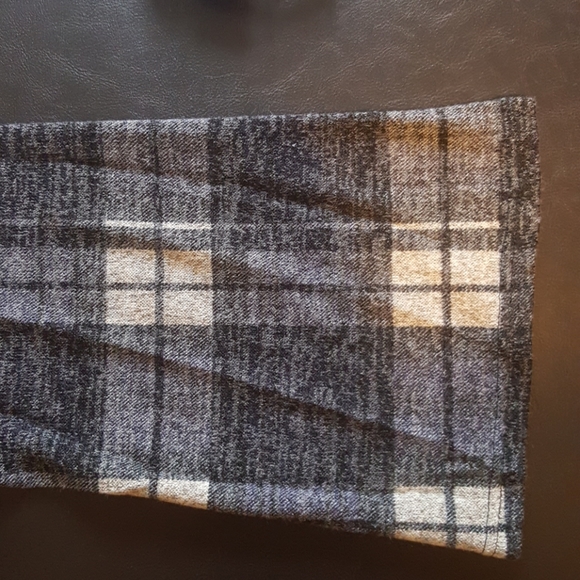 Plaid Bell Sleeve Top - Picture 3 of 3